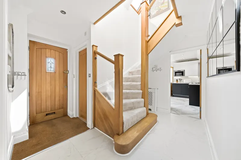 Entrance hall and staircase